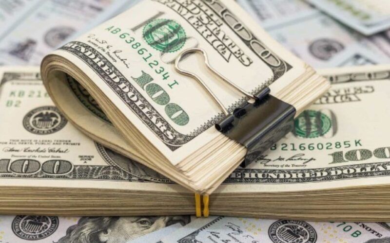 dolar dispara o que significa para o seu bolso a