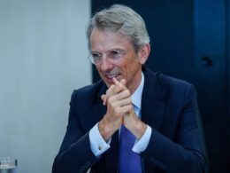 Embaixador francês critica exploração de novas áreas de óleo e gás: 'não é bom para o clima' 22 Embaixador francês critica exploração de novas áreas de óleo e gás: 'não é bom para o clima'