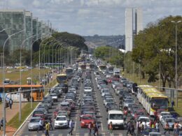 Emissões de transportes devem cair 10% até 2034 com uso de biocombustíveis, prevê EPE.