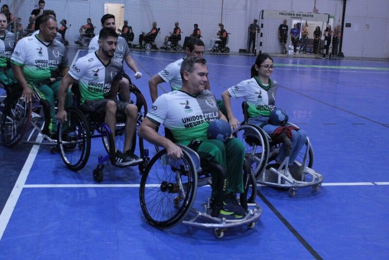 empoderamento profissional fundacao aury luiz bodanese e aurora coop promovem