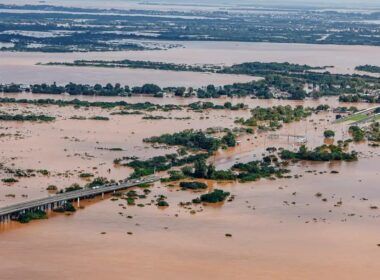 enchentes devastam agropecuaria do rs perdas de r 44 bilhoes