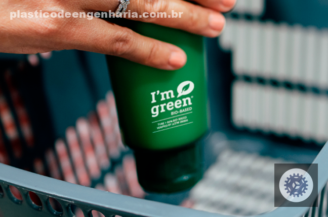 Novas formulações de resinas ampliam desempenho e eficiência no setor industrial 7 Embalagens feitas polietileno verde