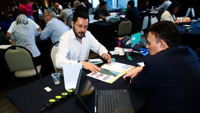evento de networking para empresas do setor plastico com foco