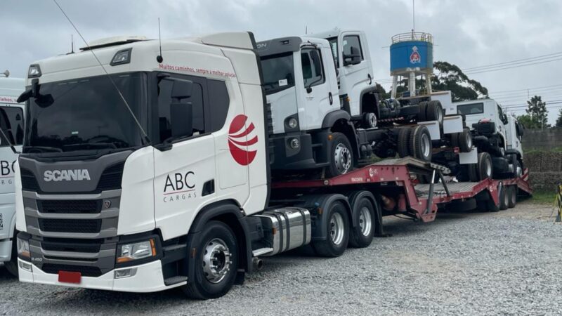 Números de vendas de caminhões animam transportadoras de veículos zero quilômetro