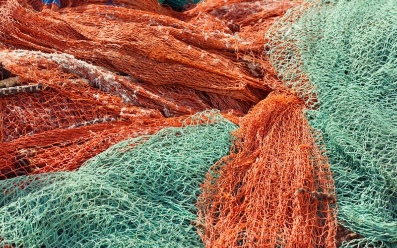 fibras de nylon recicladas transformam redes de pesca em materiais.jpgmaxwidth1200