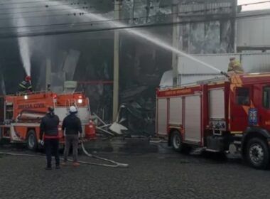 fogo no frigorifico em carambei incendio no brf pode afetar