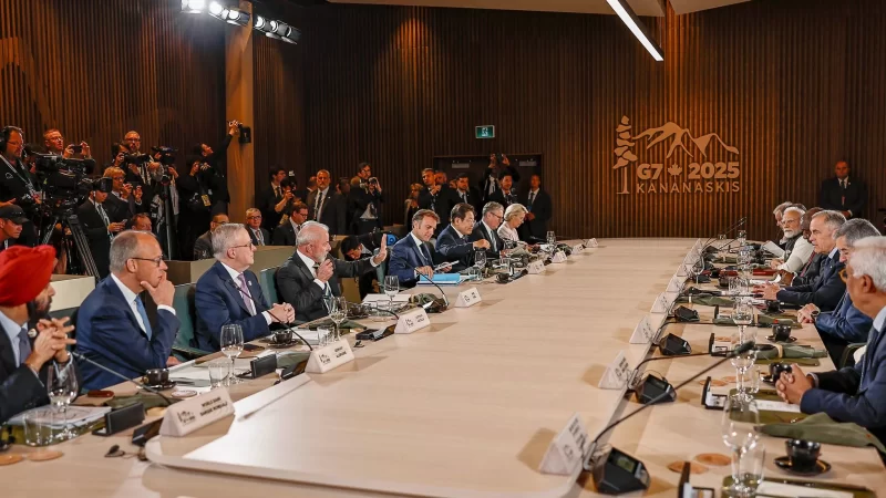 G7 planeja apoio a países em desenvolvimento para exploração de minerais críticos.