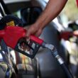 Gasolina mais barata derruba grupo Transportes e freia inflação ao consumidor, diz FGV