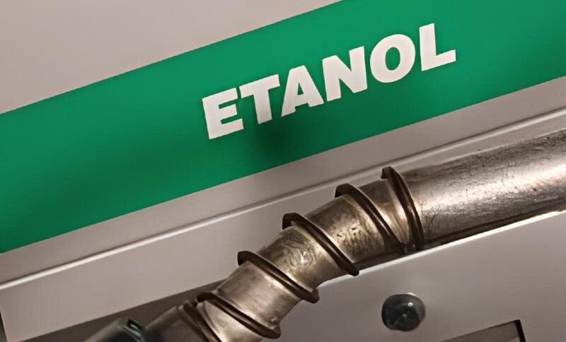 governo planeja ampliar mistura de etanol na gasolina com foco