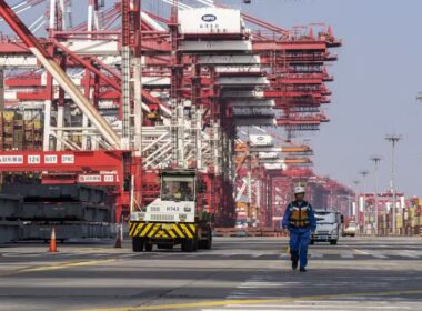 guerra comercial entre eua e china entenda como tarifas impactam