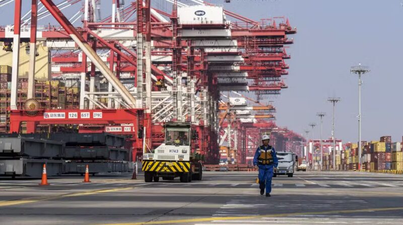 guerra comercial entre eua e china entenda como tarifas impactam