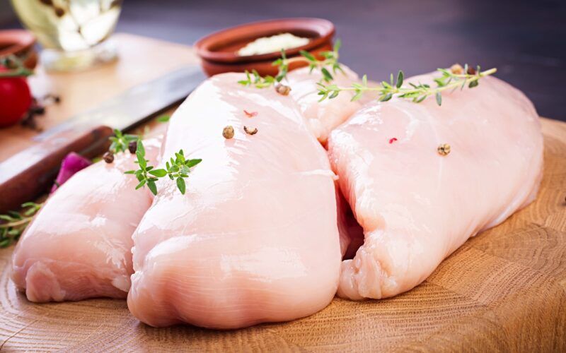 japao interrompe importacao de carne de aves do es apos