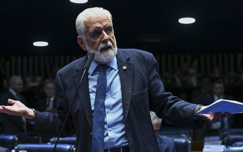 Jaques Wagner: EUA perto de iniciar cobrança de tarifas, diz governo.