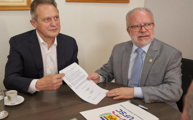 jbs estabelece parceria com a ufsc para impulsionar estudos sobre