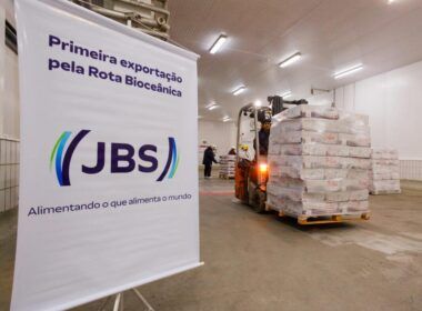 jbs realizara o pioneiro transporte de carga atraves da rota