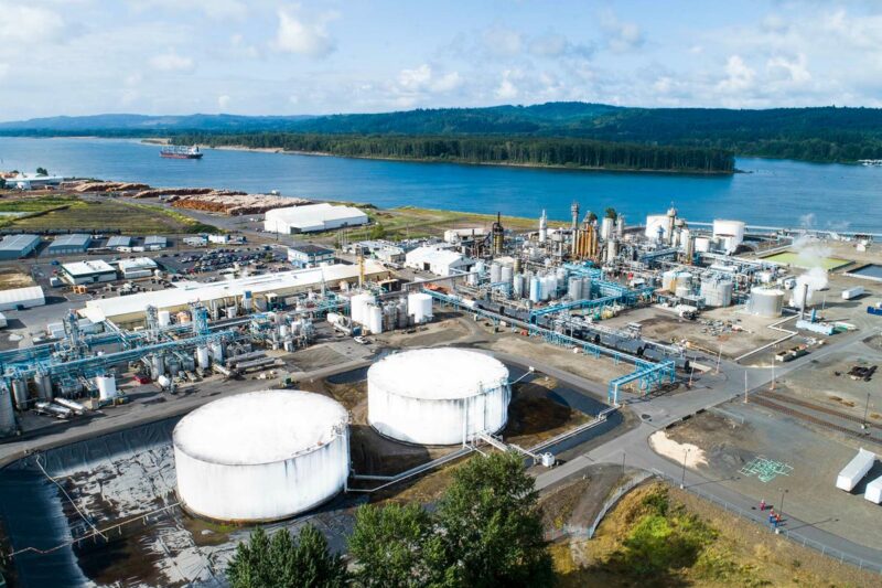 Lanxess Completes Acquisition of Emerald Kalama Chemical