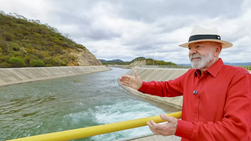 Lula critica margem do gás; governo pede investigação ao Cade