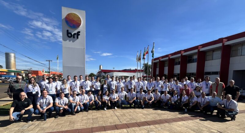Manejo eficiente no inverno e técnicas de reprodução garantem resultados superiores na avicultura em Chapecó.