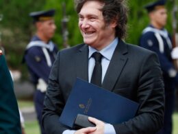 milei transforma a economia argentina com dolar livre e impostos