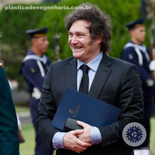 milei transforma a economia argentina com dolar livre e impostos