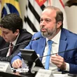 Ministro de Minas e Energia pede corte de gastos no governo federal.