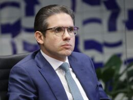 Motta critica tarifa de Trump e acusa sanção de ser 'ingerência' 12 Motta critica tarifa de Trump e acusa sanção de ser 'ingerência'