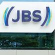 multa milionaria jbs recebe penalidade de r 500 mil por