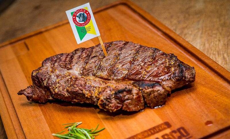 o consumo de carne premium cresce no brasil e cai