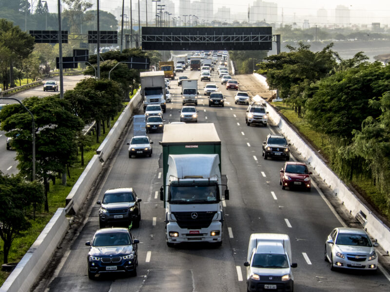 Frota nacional de veículos bate recorde e cresce 4,75 milhões de veículos em 2024