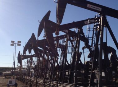 opep reduz previsoes de aumento da oferta de petroleo fora da opep ate 2026 revela novo relatorio