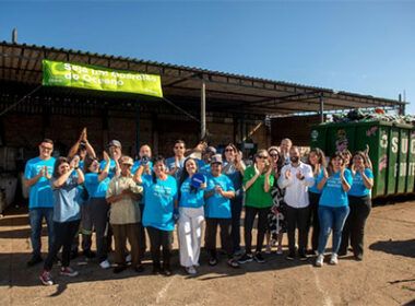 parceria global entre plastic bank e alcon reduz pegada plastica