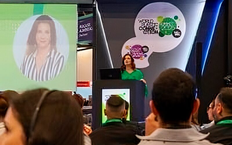 participe do iv world plastic connection summit(r) e expanda sua