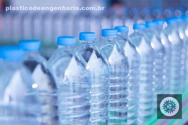 PET combina desempenho, transparência e circularidade na indústria 6 Polietileno tereftalato (PET)