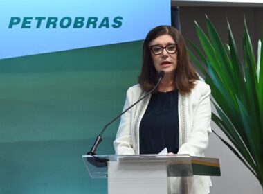 Petrobras planeja venda de campos na Bahia e sindicato critica decisão