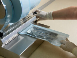 Plástico em equipamentos médicos melhora esterilização e segurança de pacientes
