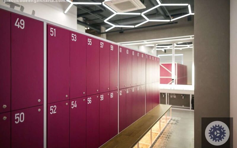 Plástico PEAD vs. Madeira: Entenda por que o Material Sintético É Mais Higiênico