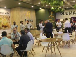 pluma agroavicola celebra 25 anos no siavs 2024 com novas