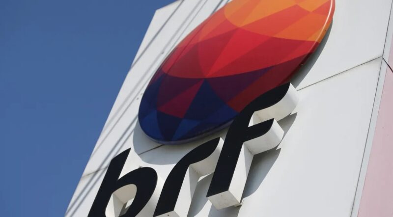 Previ busca bloquear fusão entre Marfrig e BRF, levantando questões cruciais sobre mercado e governança corporativa.