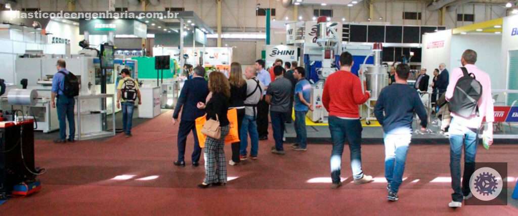 quais sao os beneficios dos eventos paralelos na interplast