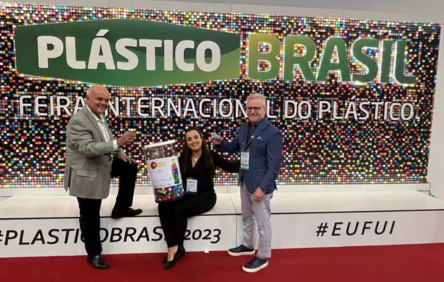 reciclagem na plastico brasil cozinha sustentavel e cor nas embalagens.webp