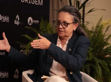 Revisão de tarifas das transportadoras de gás fica para 2025, diz ministra.