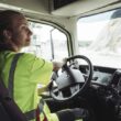 Mulheres habilitadas para pesados já correspondem a mais de 6% dos motoristas no país