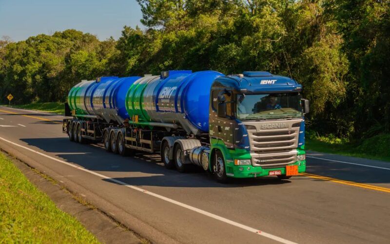 Esplanada dos Ministérios receberá frota de caminhões movidos 100% a biodiesel