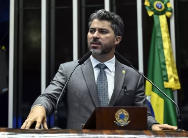 Senado aprova fim do polígono do pré-sal; medida segue para sanção.