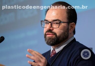 Tarifa de 50% dos EUA revela lições valiosas para a soberania econômica do Brasil e seu futuro promissor