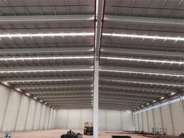 telhas de vidro prismaticas proporcionam maior aproveitamento da luz natural