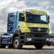 Empresa transforma Mercedes Axor em veículo elétrico com capacidade de 120 toneladas