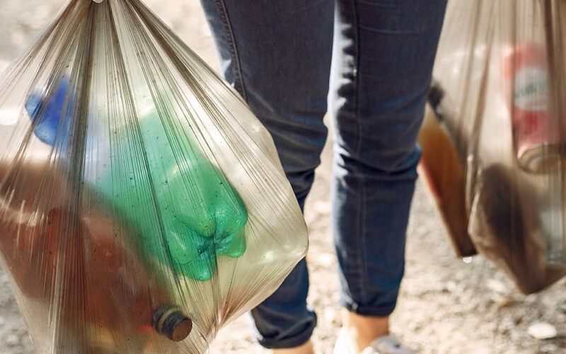 transformando plastico em impacto iniciativas que unem estilo e sustentabilidade
