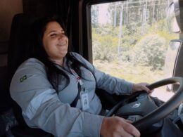 JSL treina mulheres para dirigir carretas no MS