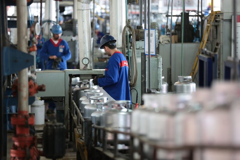 vale gas recebe apoio do mercado e acirra disputa pelo controle